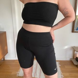 Nike Sportswear Essential Mid-Rise Black Bike Short - XXL